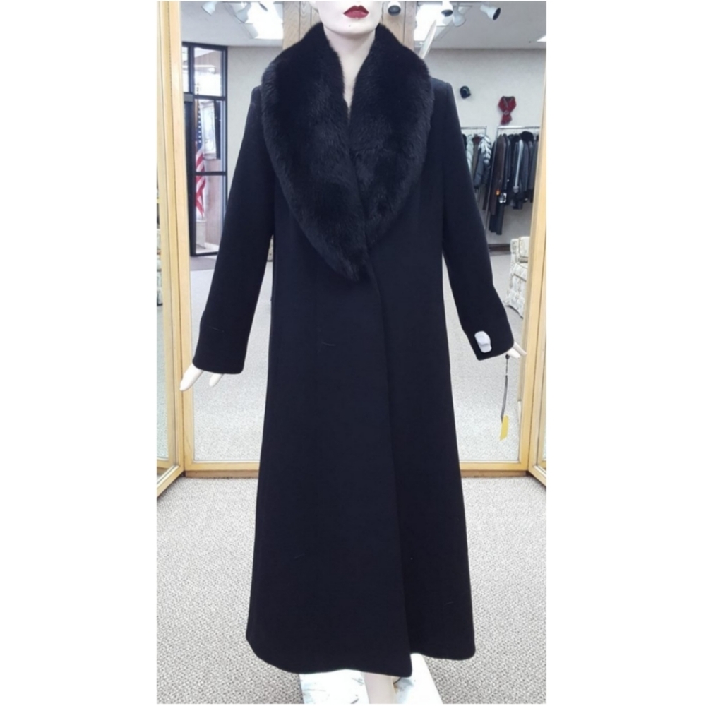 Super Fine Wool Blend Coat with Fox Fur Collar